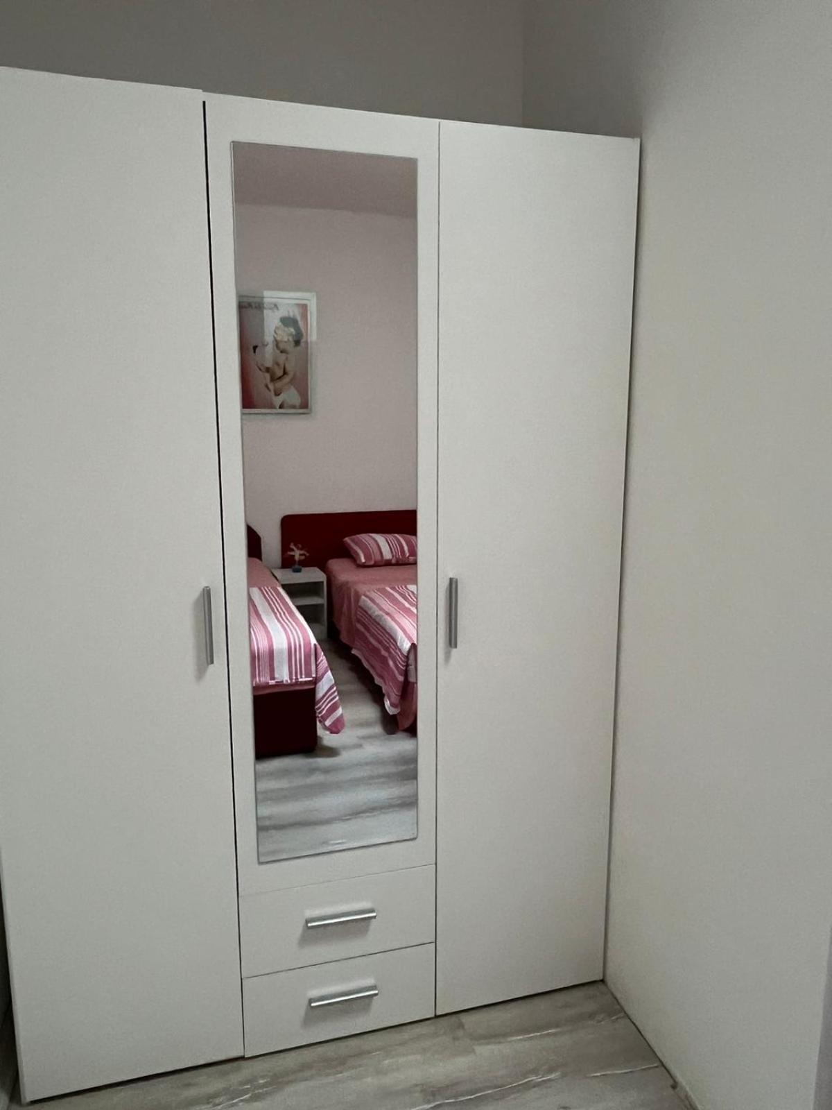 Maksim Apartments Скопье Экстерьер фото