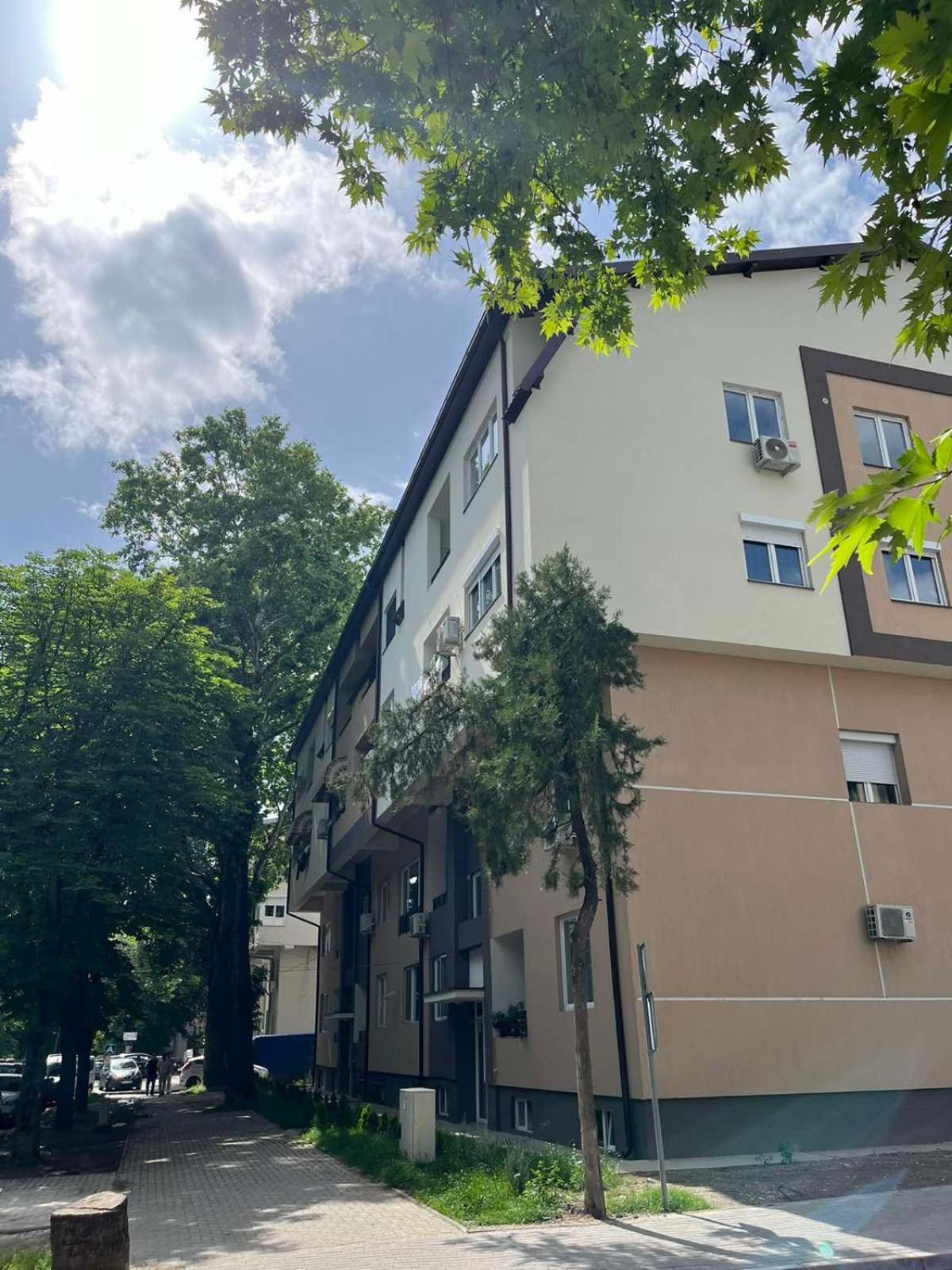 Maksim Apartments Скопье Экстерьер фото